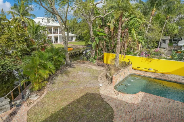 $2,600,000 | 9283 Southeast Cove Point Street, Jupiter, FL 33469