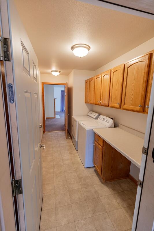 864 Eagles Way Plymouth, WI 53073 - Photo 14 of 21 Mud and Laundry