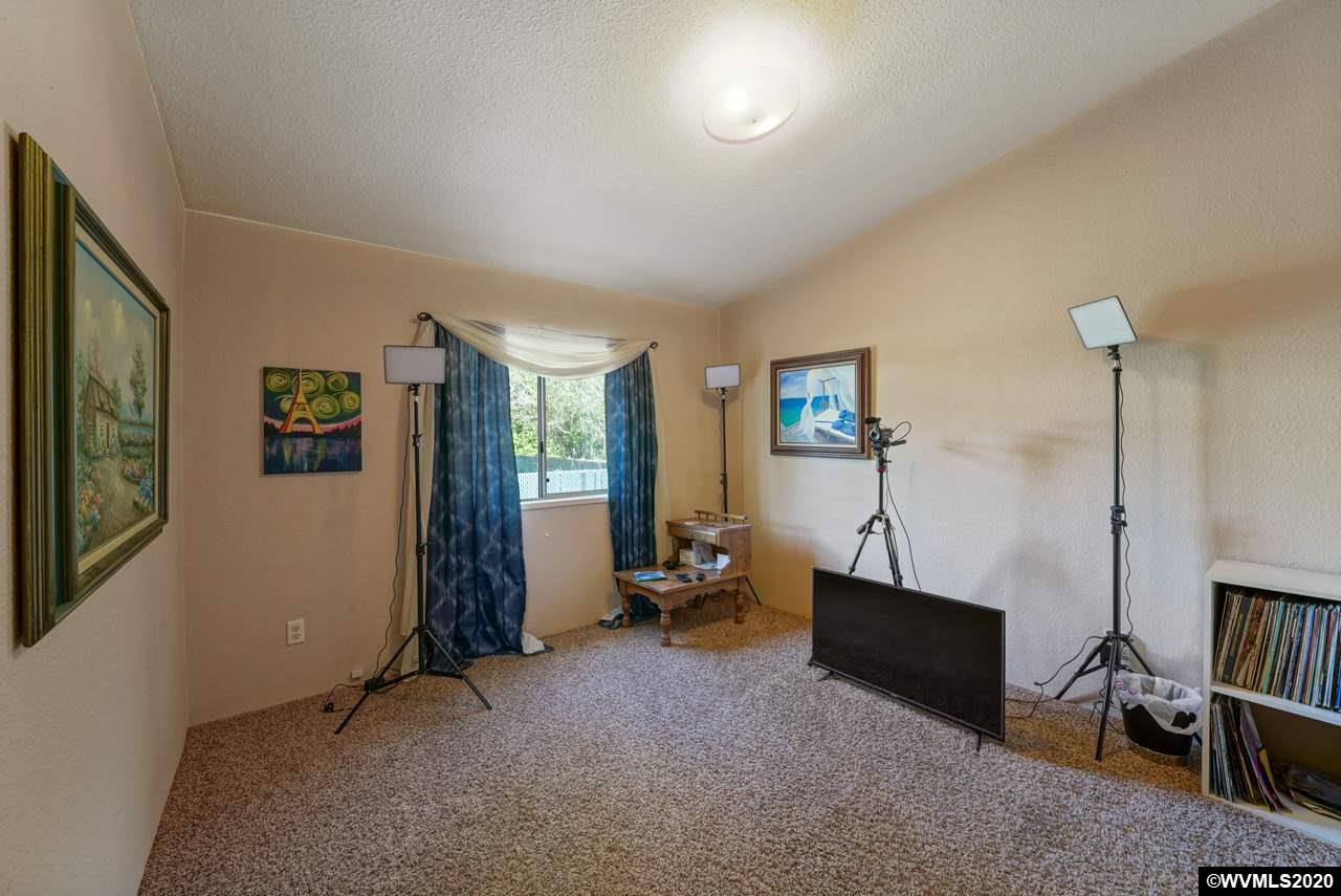 205 Boone Road Southeast, Unit 22 Salem, OR 97306 - Photo 20 of 38