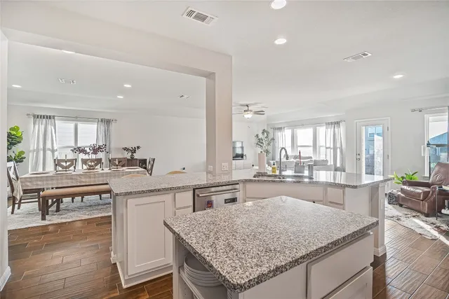 $2,200 | 9905 Comely Bend, Manor, TX 78653