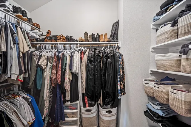 $2,200 | 9905 Comely Bend, Manor, TX 78653