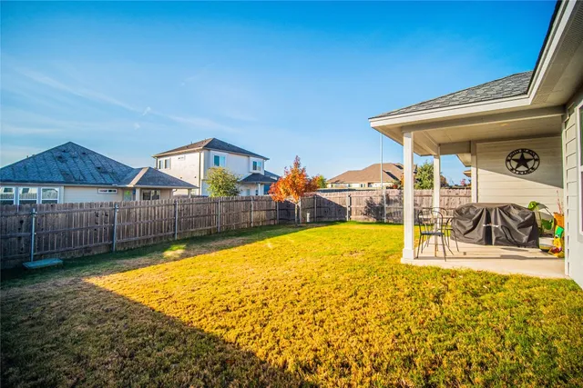 $2,200 | 9905 Comely Bend, Manor, TX 78653