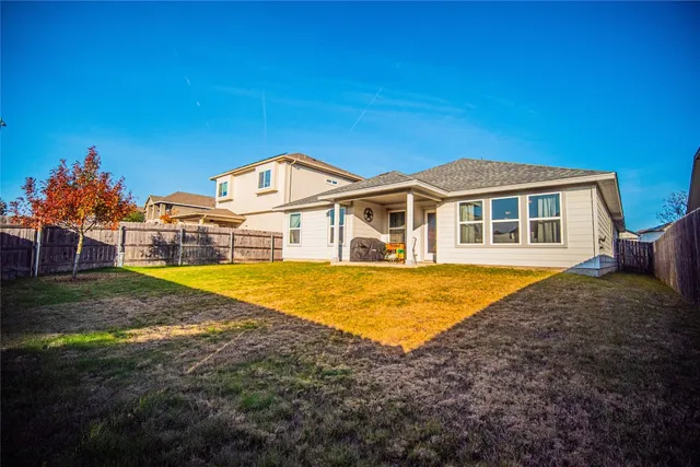 $2,200 | 9905 Comely Bend, Manor, TX 78653