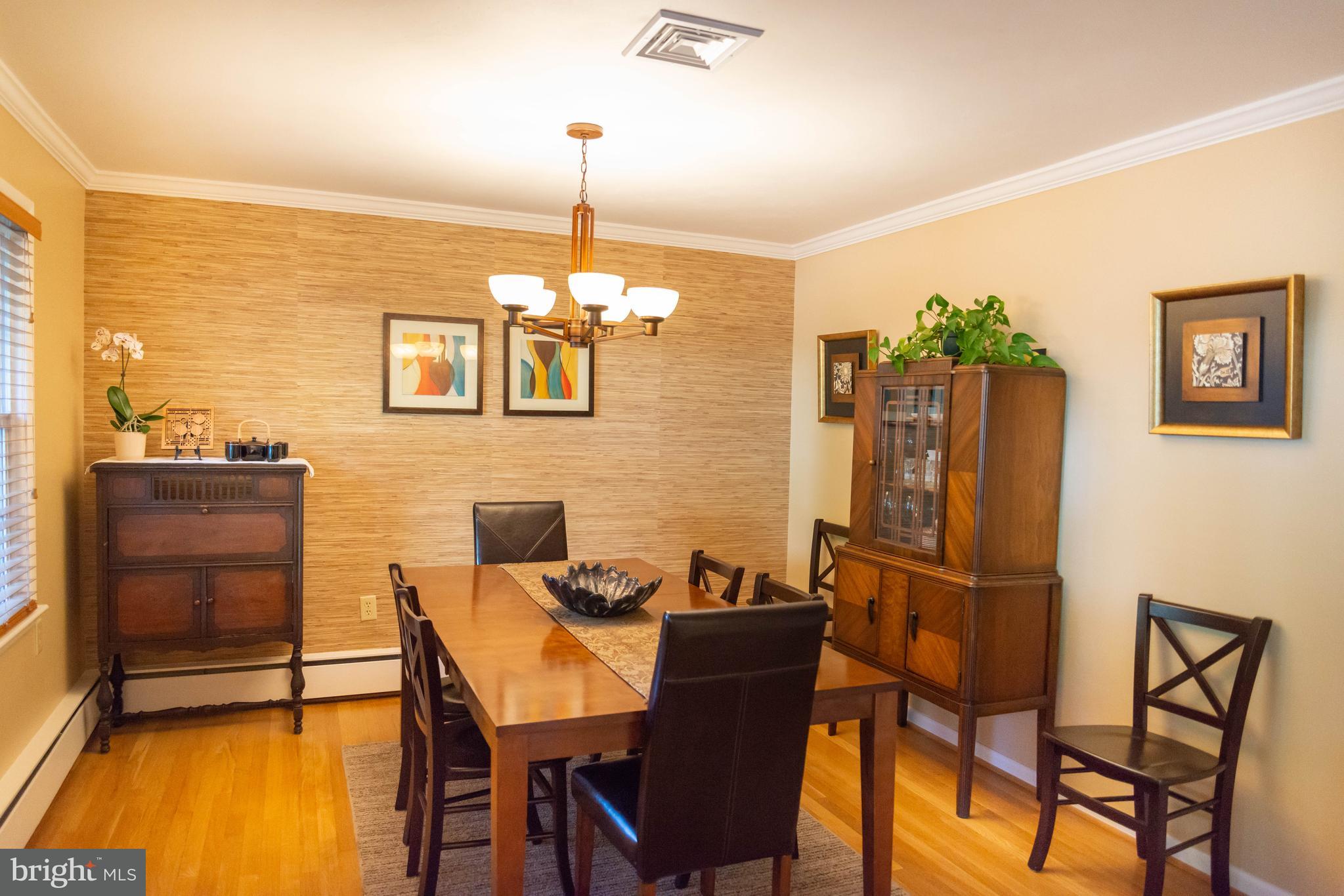 717 Clearmount Road York, PA 17403 - Photo 8 of 35 Dining Room Accent wall