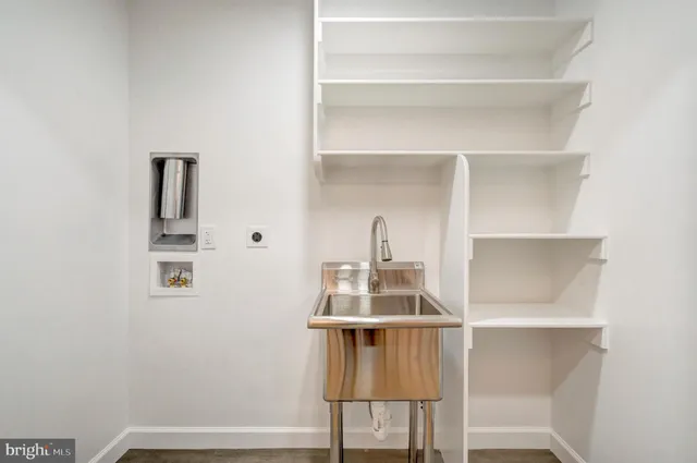 $1,498,000 | 5203 Mornington Court, Fairfax, VA 22032