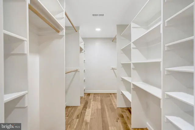 $1,498,000 | 5203 Mornington Court, Fairfax, VA 22032