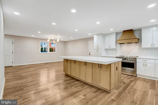 $1,498,000 | 5203 Mornington Court, Fairfax, VA 22032