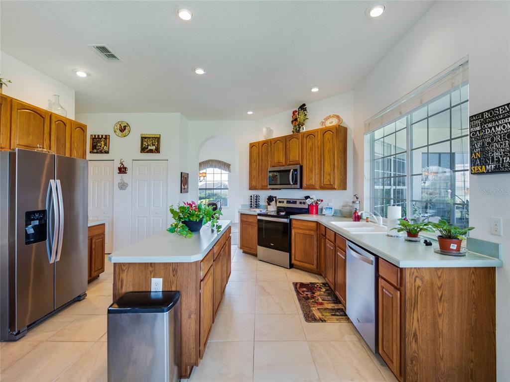 11702 Southeast 173rd Ln Road Summerfield, FL 34491 - Photo 17 of 34