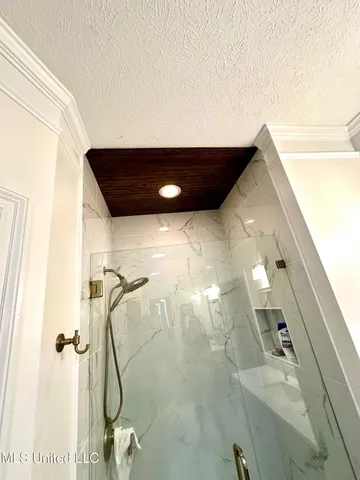 $367,000 | 300 Northwest Lakeside Lane, Brookhaven, MS 39601