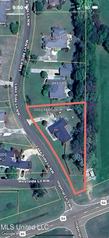 $367,000 | 300 Northwest Lakeside Lane, Brookhaven, MS 39601