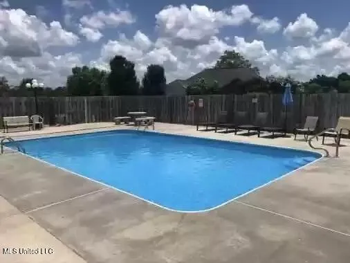 $367,000 | 300 Northwest Lakeside Lane, Brookhaven, MS 39601