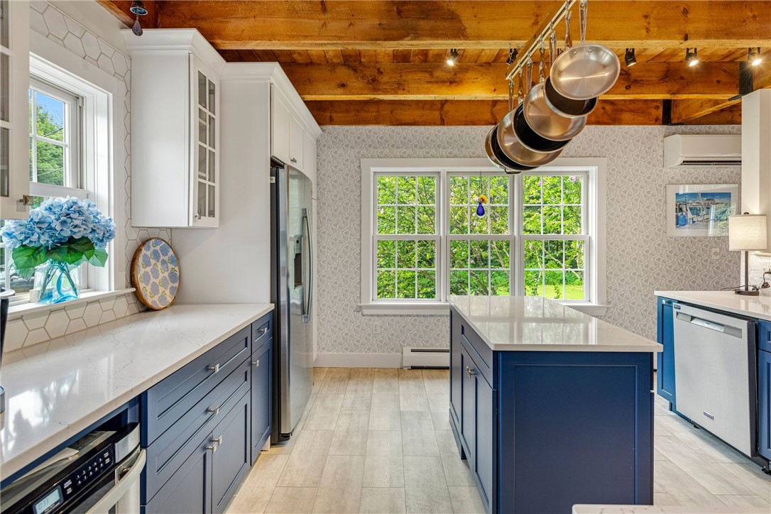 47 Peckham Road Little Compton, RI 02837 - Photo 8 of 49 Gallery Image 8