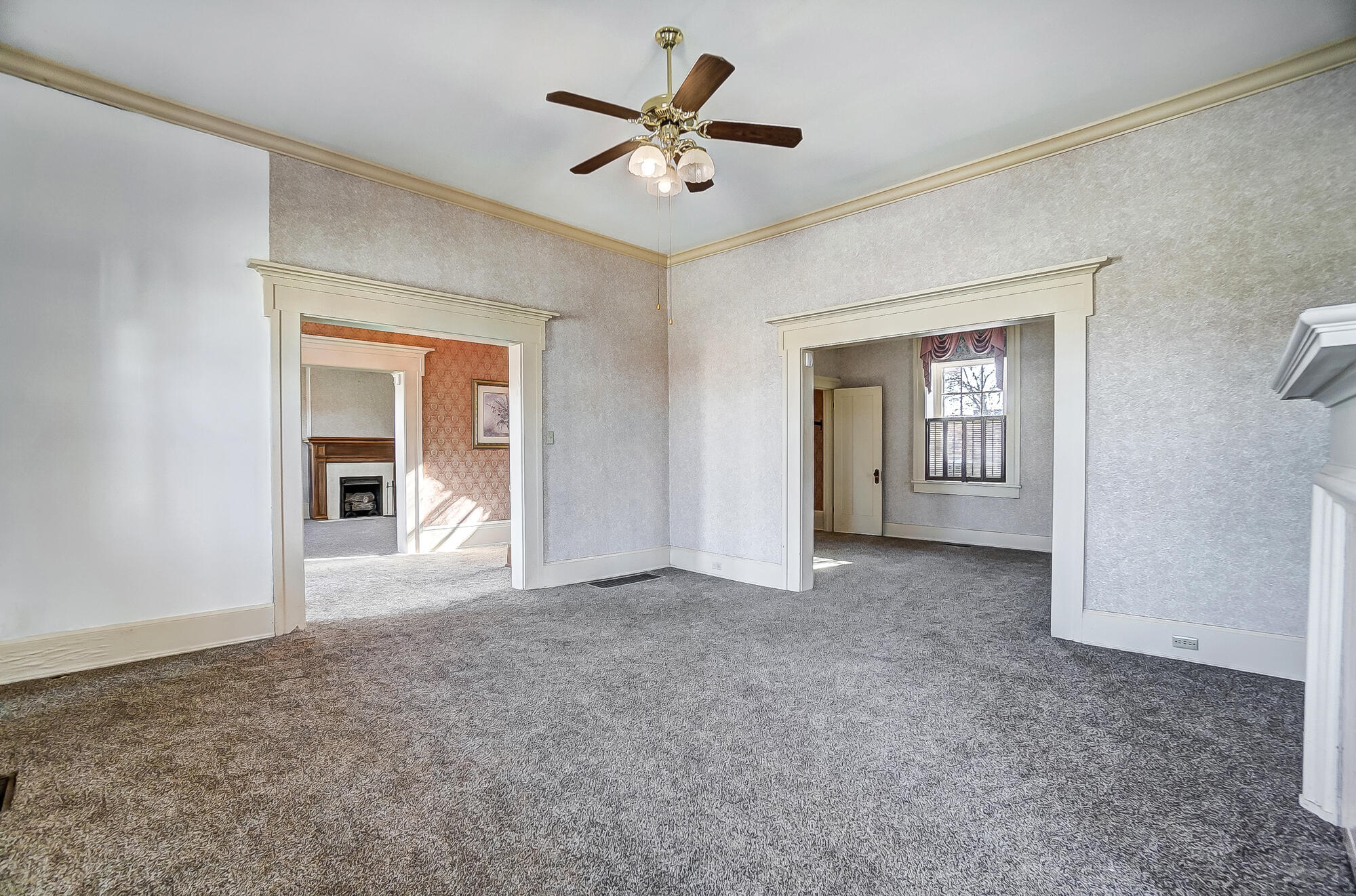 405 East Spring Street St. Marys, OH 45885 - Photo 9 of 57
