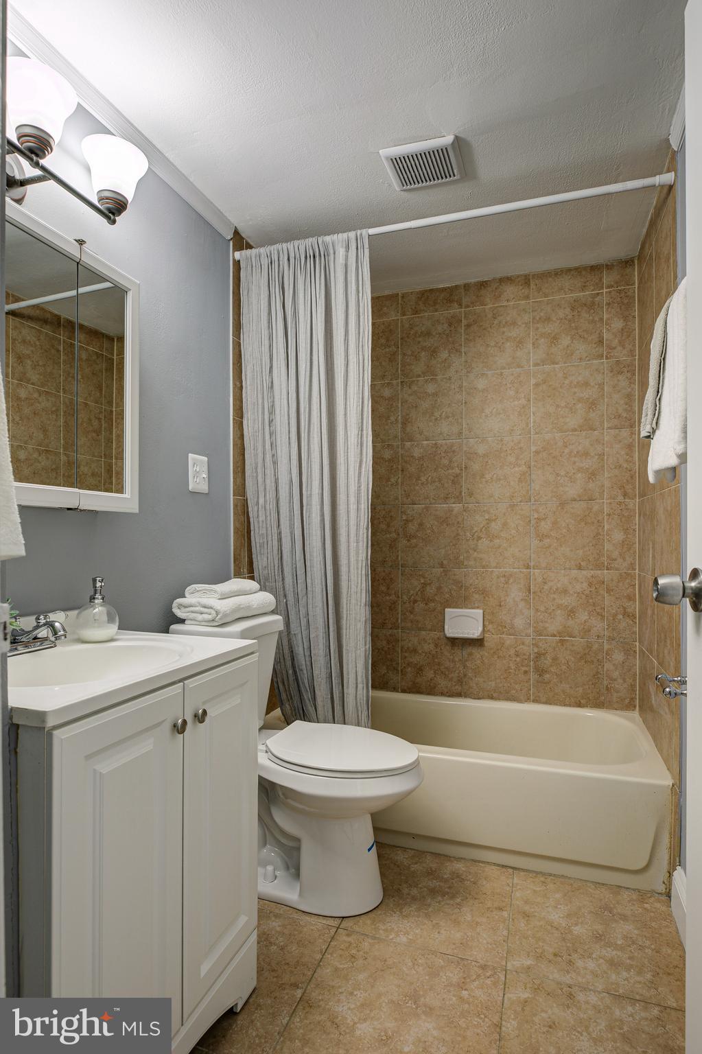 3177 Bero Road Halethorpe, MD 21227 - Photo 17 of 24
