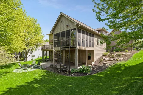 $1,400,000 | 1981 Topaz Drive, Chanhassen, MN 55317