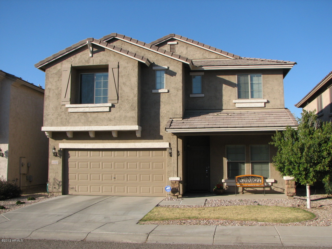 2018 West Davis Road Phoenix, AZ 85023 - Photo 2 of 19 2 Front