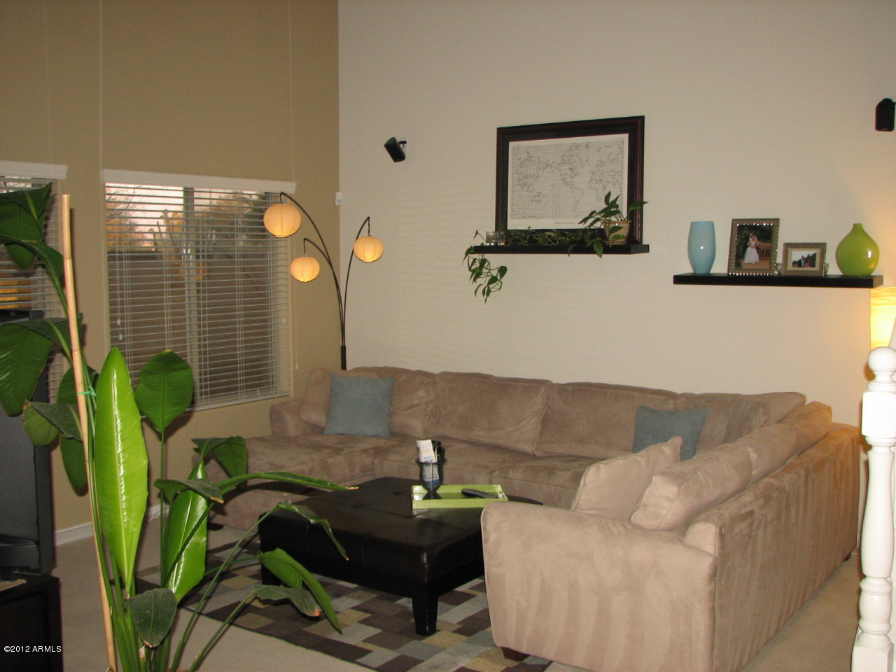 2018 West Davis Road Phoenix, AZ 85023 - Photo 7 of 19 7 Family Room