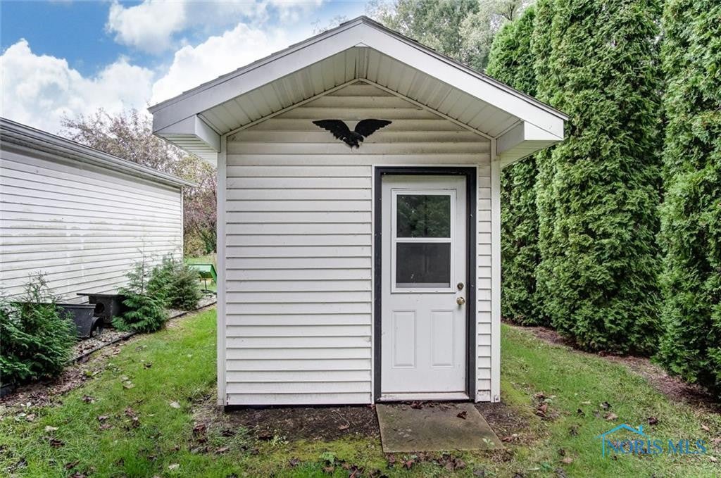 7111 Browning Road Swanton, OH 43558 - Photo 1 of 4 Gallery Image 1