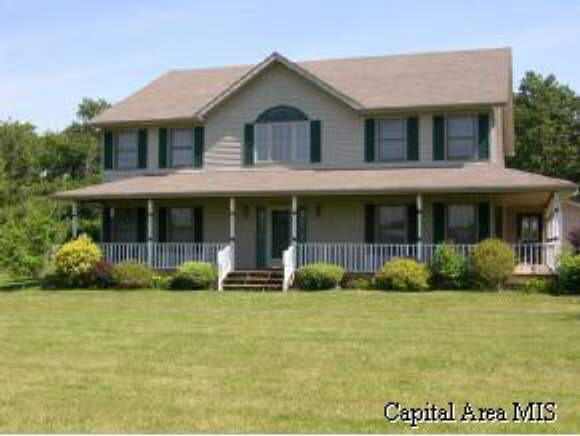 10485 Bell Fountain Road Dawson, IL 62520 - Photo 1 of 9 Gallery Image 1