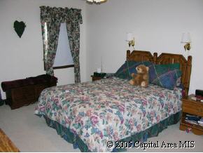 10485 Bell Fountain Road Dawson, IL 62520 - Photo 7 of 9 Gallery Image 7