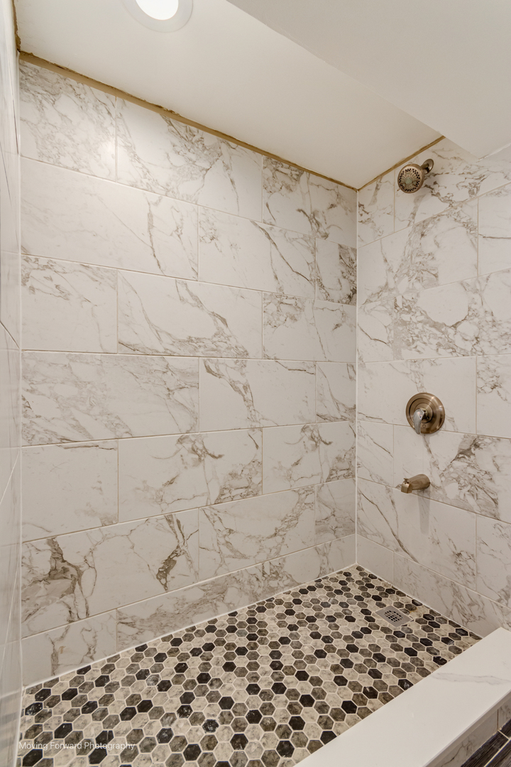 8367 South Baltimore Avenue Chicago, IL 60617 - Photo 23 of 32