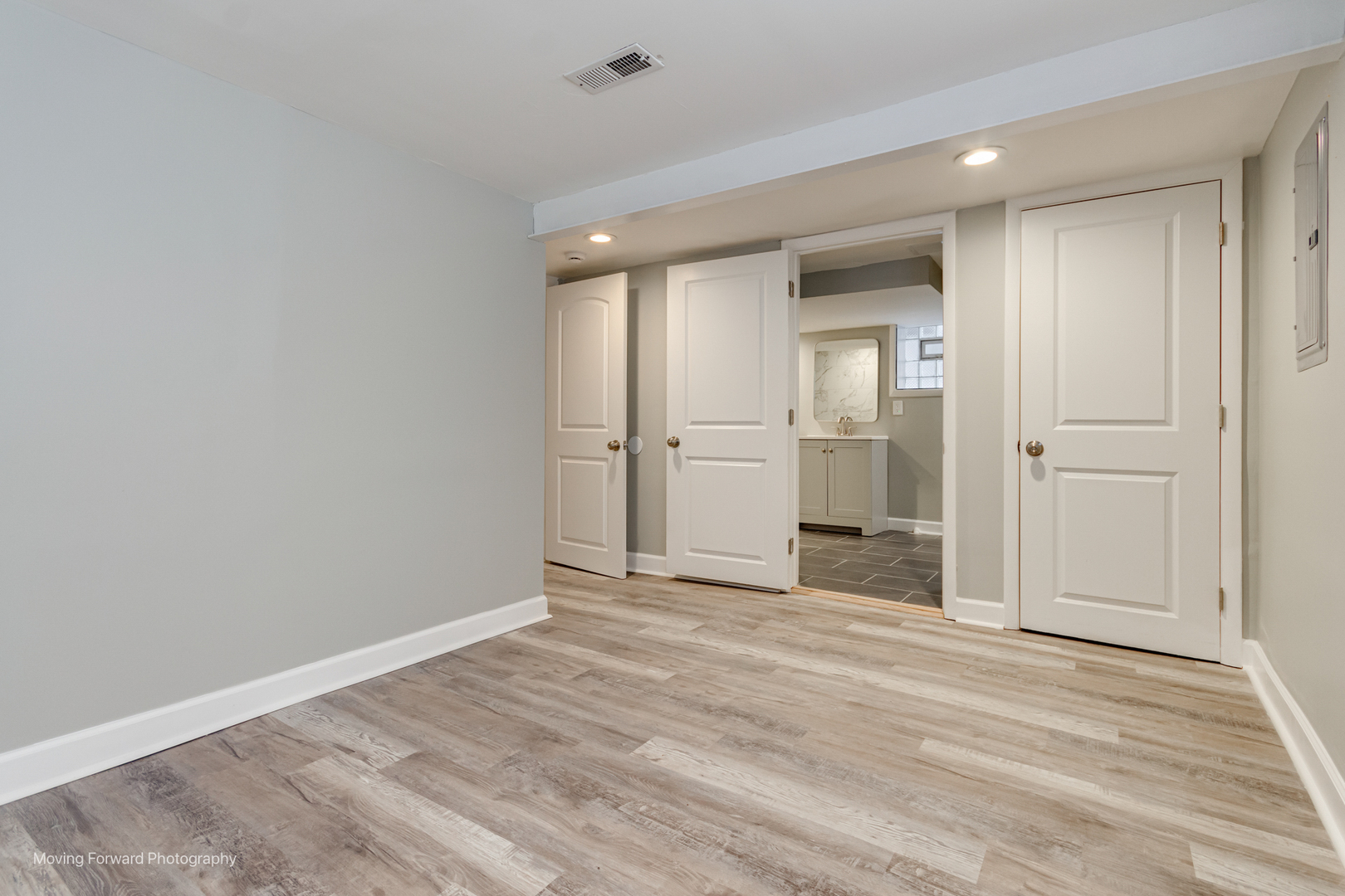 8367 South Baltimore Avenue Chicago, IL 60617 - Photo 24 of 32