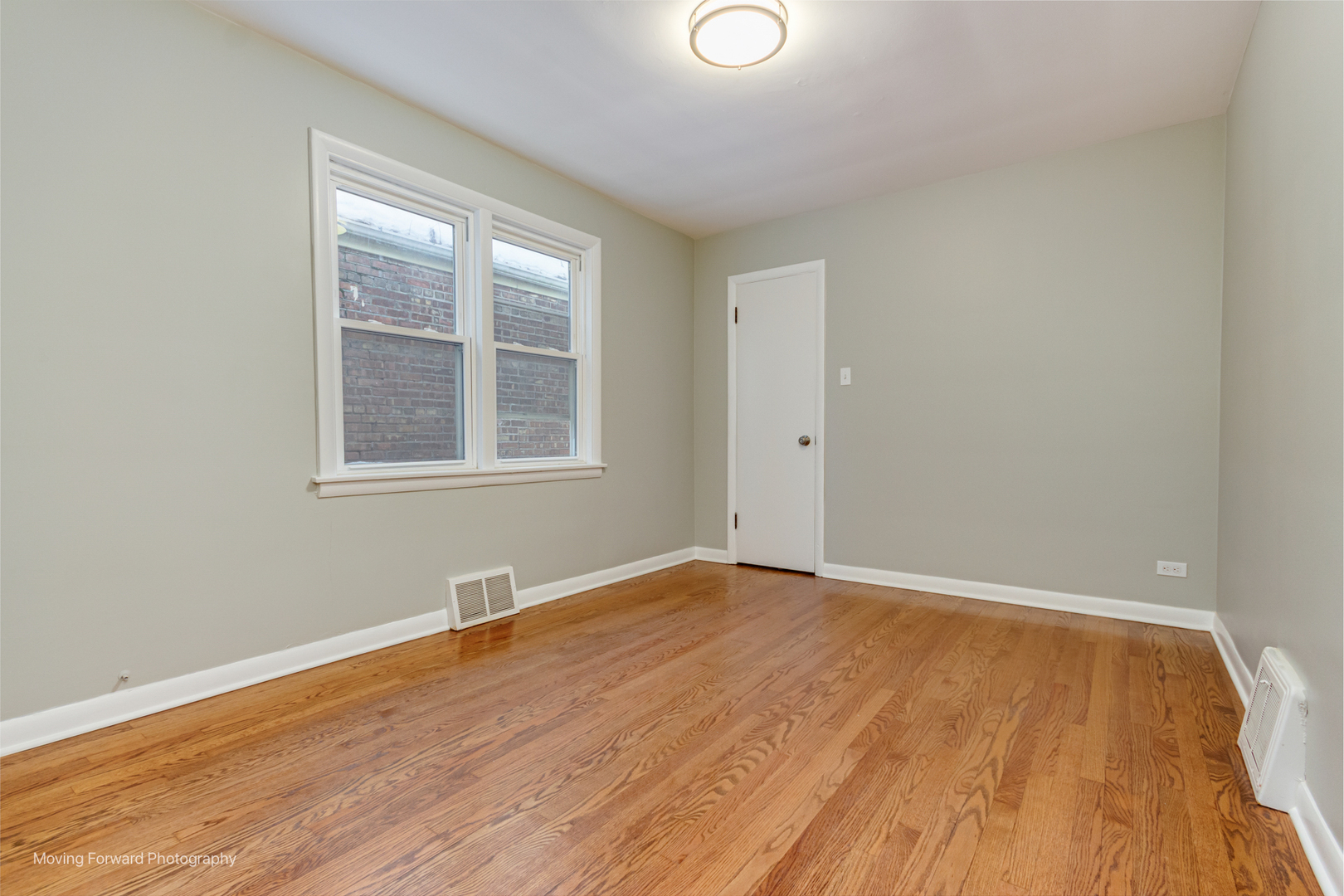 8367 South Baltimore Avenue Chicago, IL 60617 - Photo 9 of 32