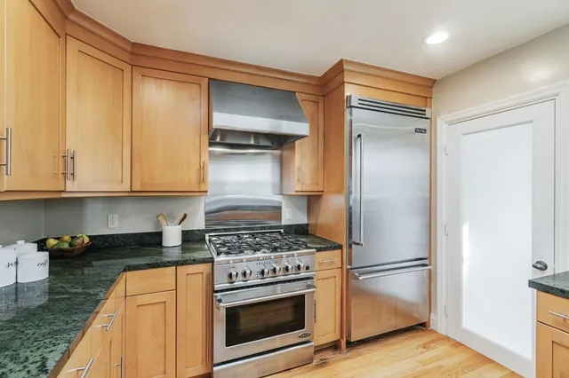 $1,699,000 | 1148 Willow Glen Way, San Jose, CA 95125