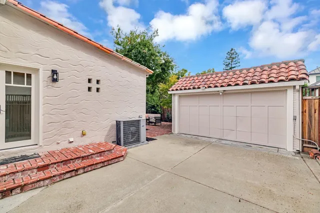 $1,699,000 | 1148 Willow Glen Way, San Jose, CA 95125