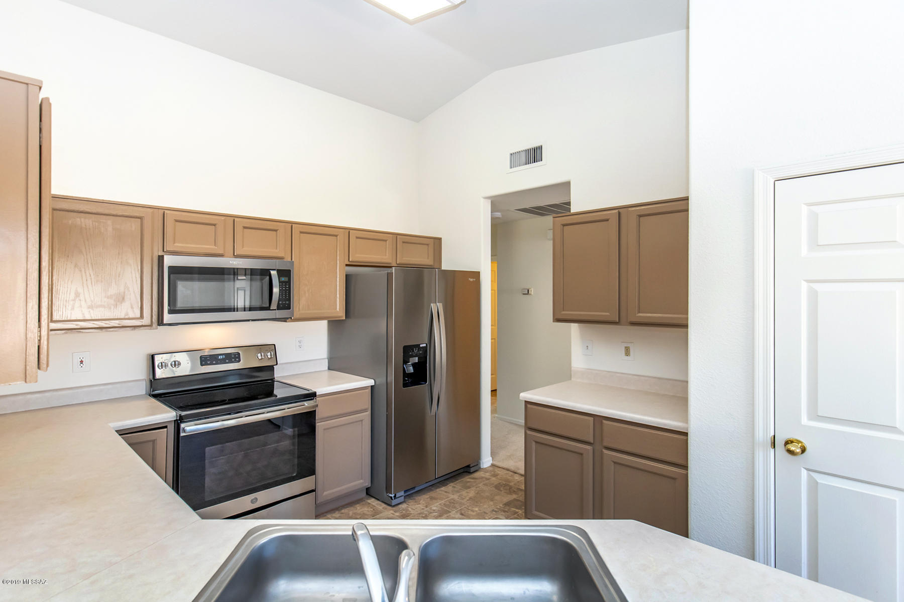 9630 East Magdalena Road Tucson, AZ 85748 - Photo 6 of 31