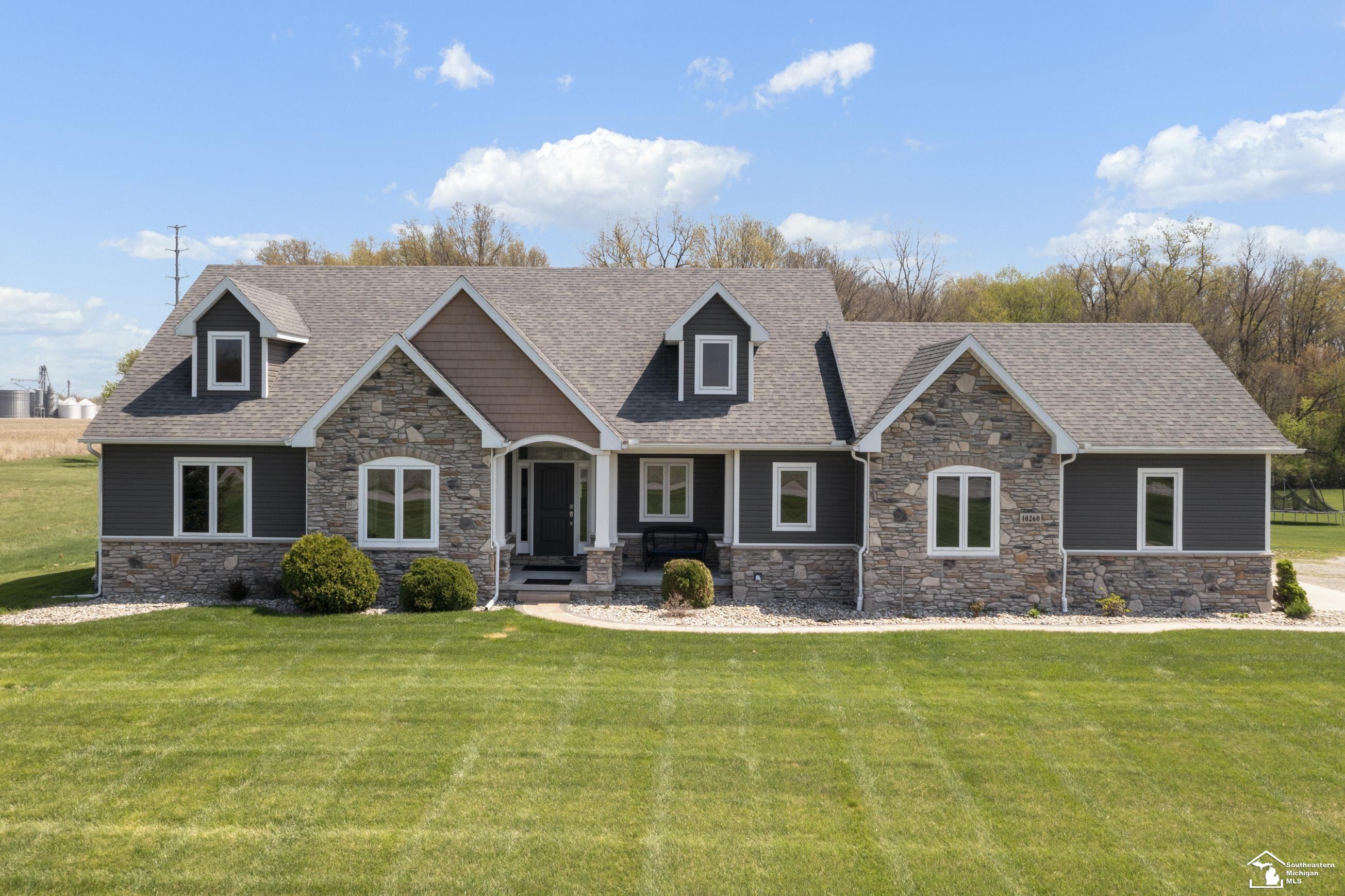 10260 Jackman Road Temperance, MI 48182 - Photo 1 of 56