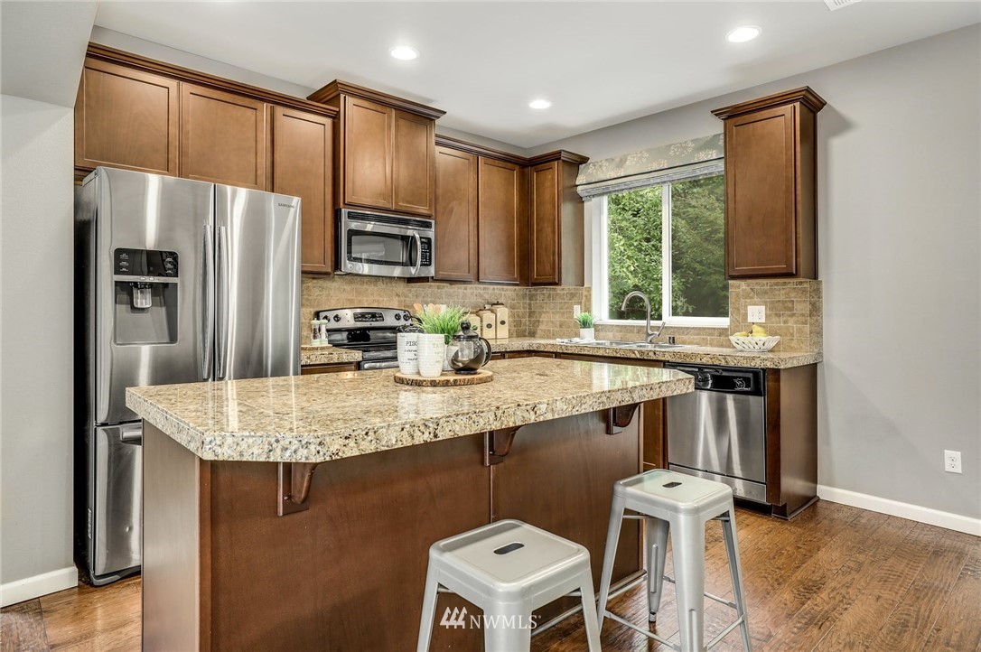 21015 40th Drive Southeast Bothell, WA 98021 - Photo 3 of 31