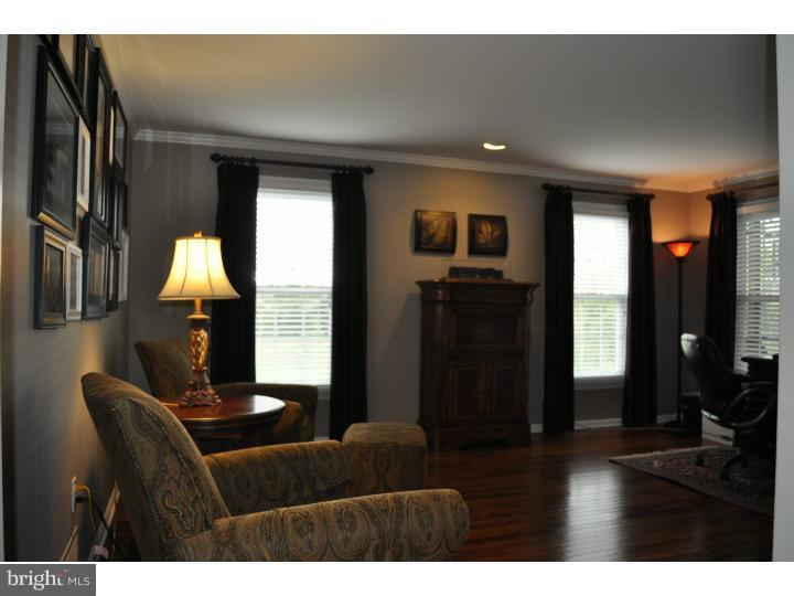 1097 Tilghman Road Chesterbrook, PA 19087 - Photo 3 of 25 Living Room