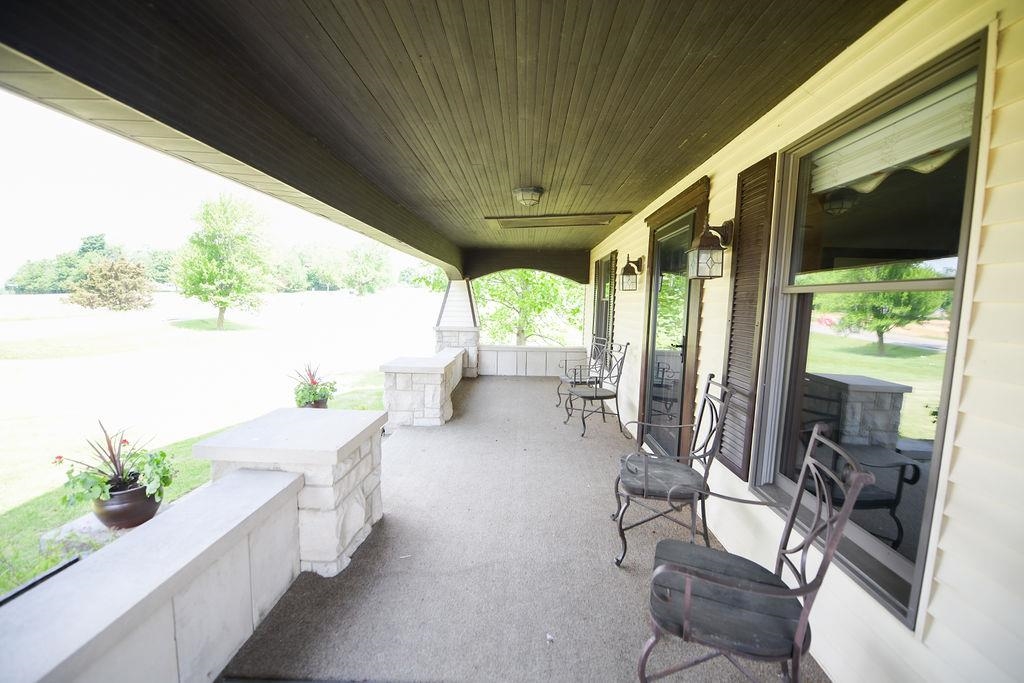 8398 West State Road Ellettsville, IN 47429 - Photo 11 of 36
