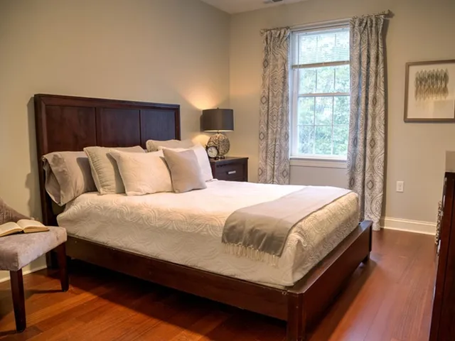 $2,000 | 92 North Main Street, Unit C105, West Boylston, MA 01583