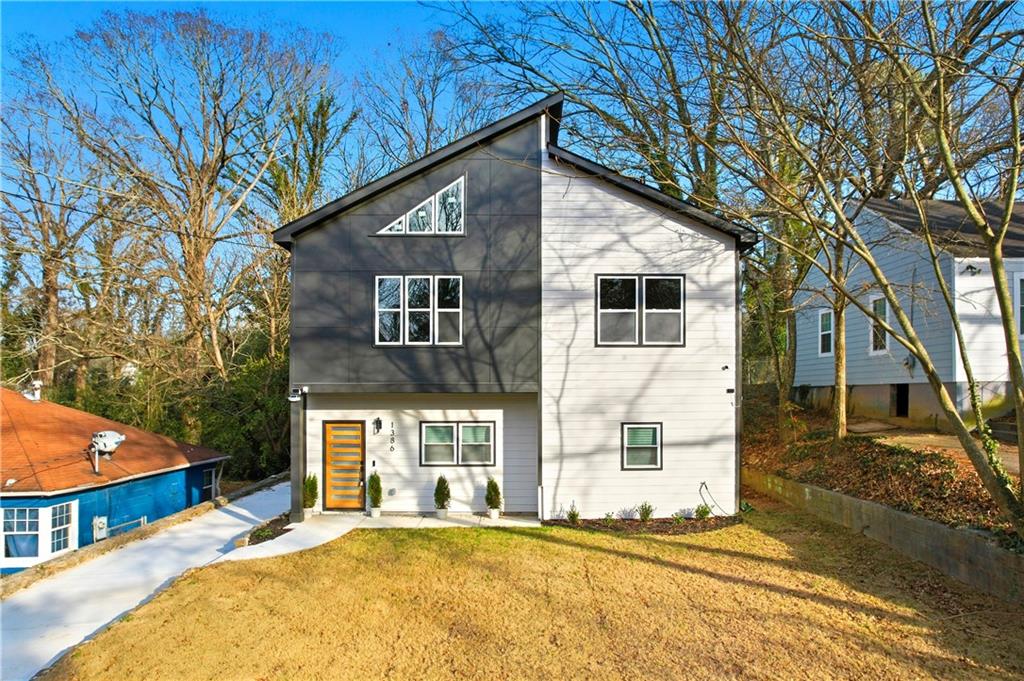 1386 Elizabeth Avenue Southwest Atlanta, GA 30310 - Photo 1 of 32