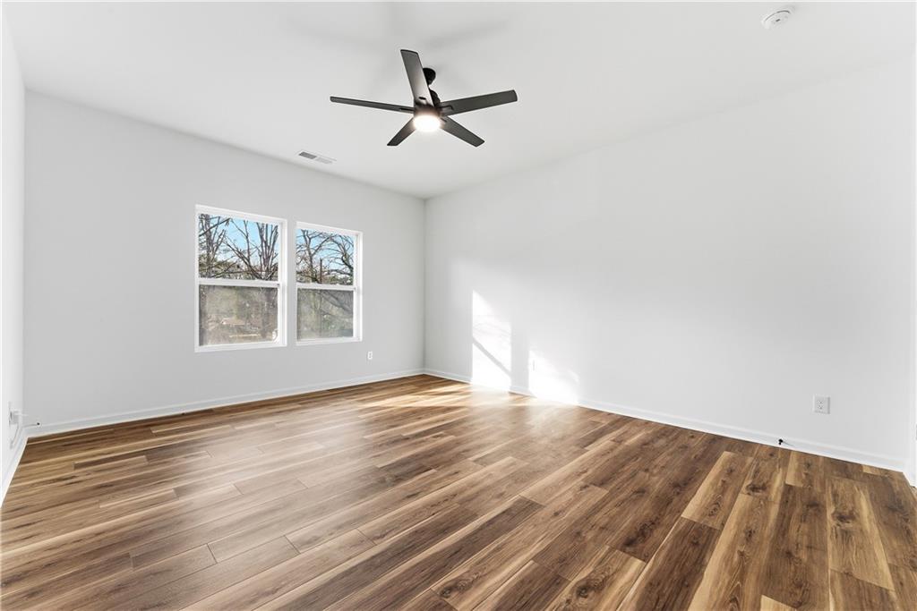 1386 Elizabeth Avenue Southwest Atlanta, GA 30310 - Photo 20 of 32