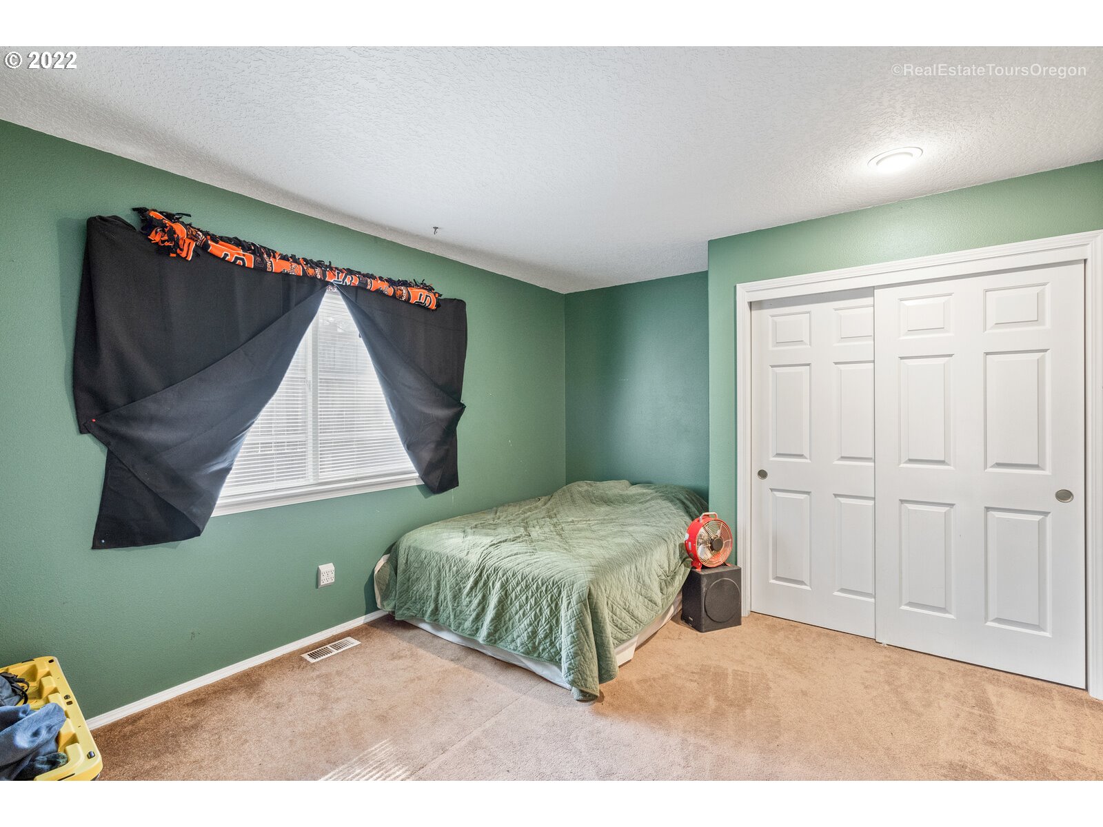 36525 Yocum Loop Sandy, OR 97055 - Photo 12 of 32 Gallery Image 12