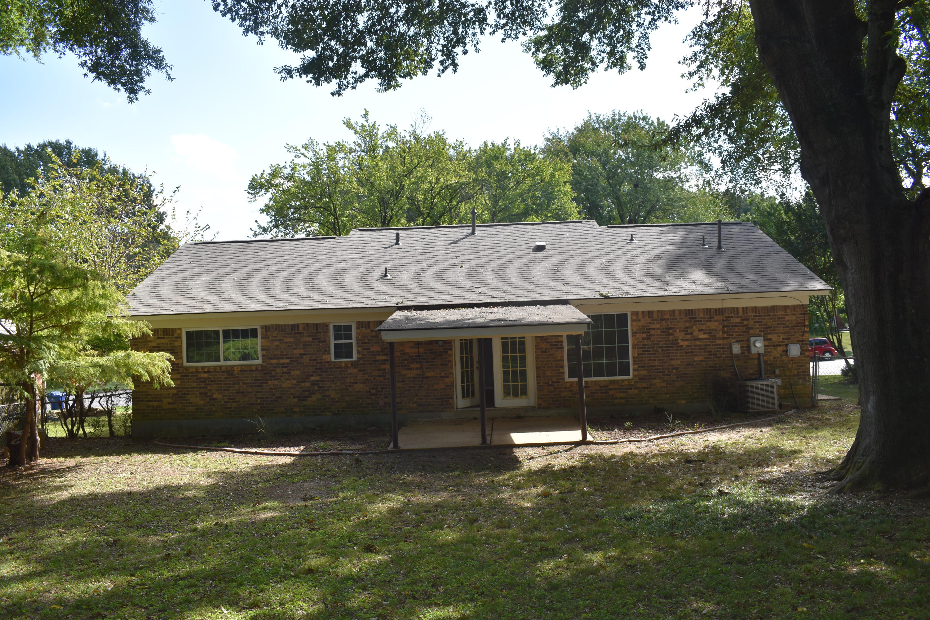 6435 Forestgate Road Horn Lake, MS 38637 - Photo 27 of 29 DSC_0075 (1)