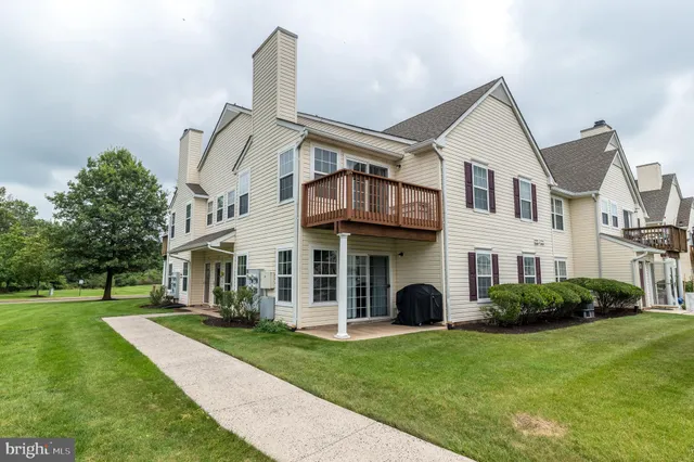 $1,900 | 129 Horseshoe Drive, Unit 129, Quakertown, PA 18951