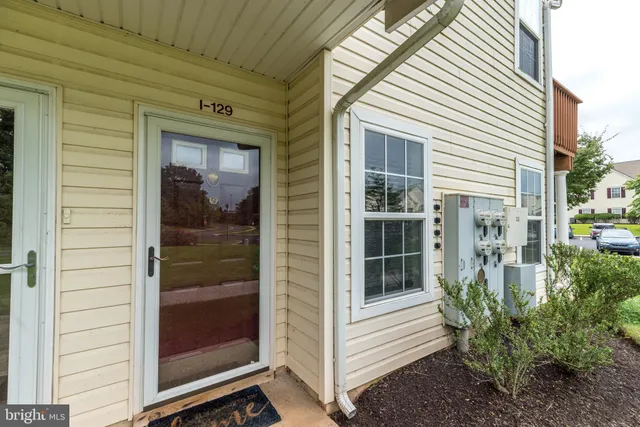 $1,900 | 129 Horseshoe Drive, Unit 129, Quakertown, PA 18951