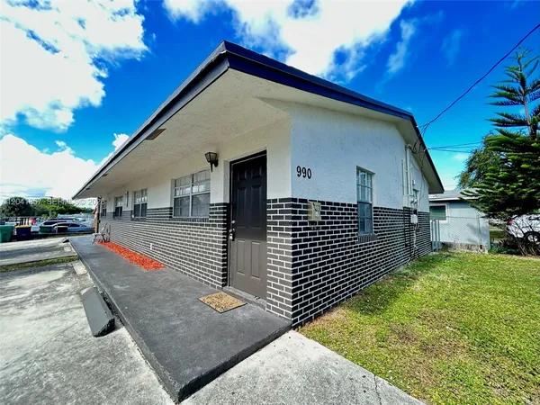 $579,900 | 990 Phippen Waiters Road, Dania Beach, FL 33004