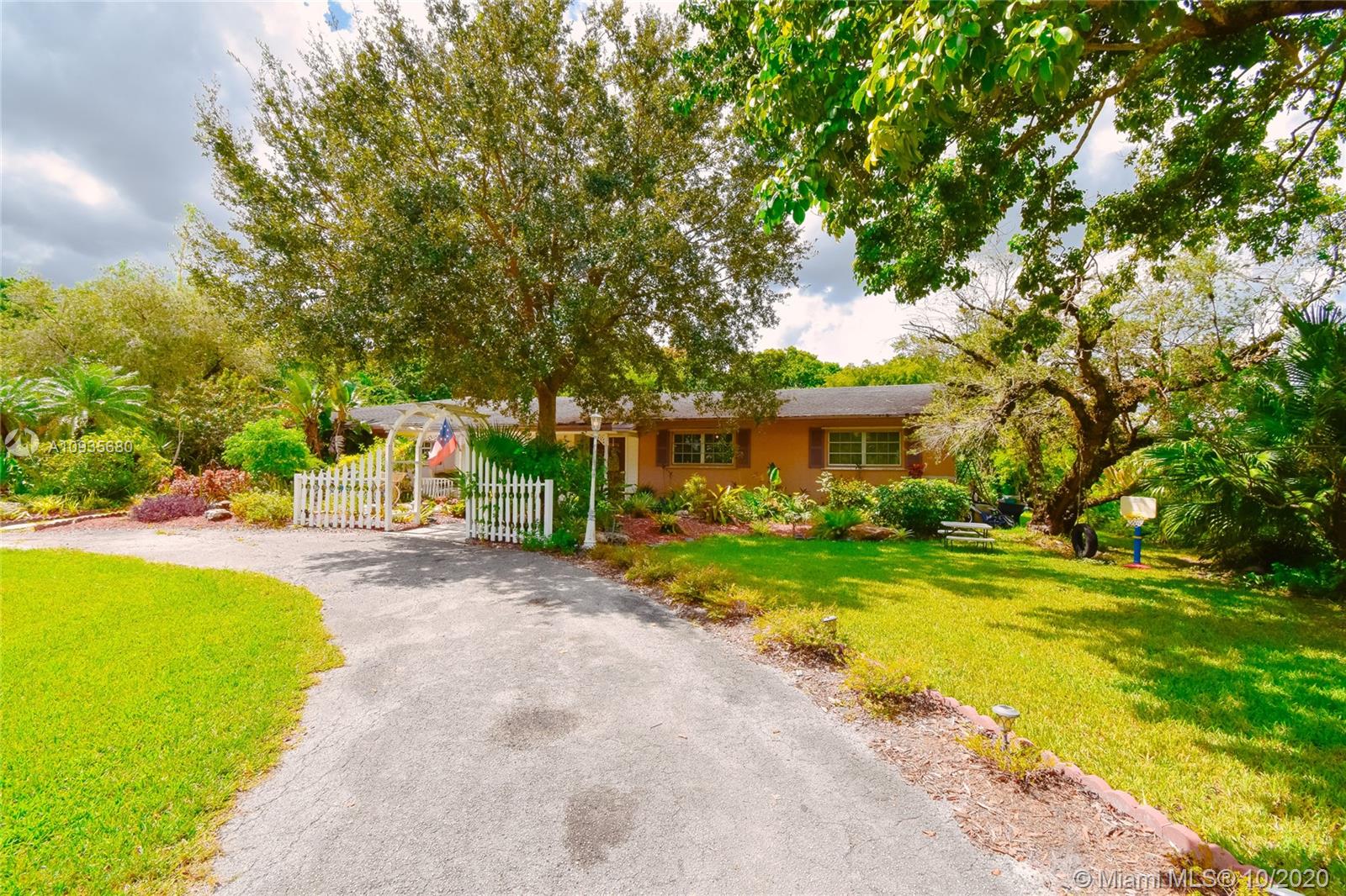 7121 Southwest 173rd Way Southwest Ranches, FL 33331 - Photo 21 of 22