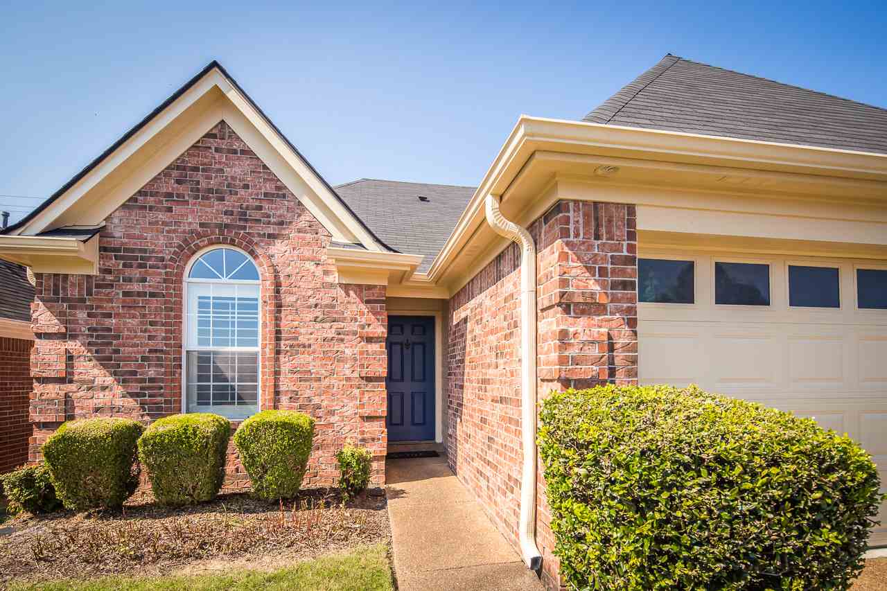 1075 Cross Meadow Road Cordova, TN 38018 - Photo 2 of 25 Gallery Image 2