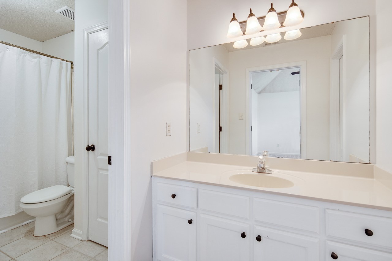 1075 Cross Meadow Road Cordova, TN 38018 - Photo 18 of 25 Gallery Image 18