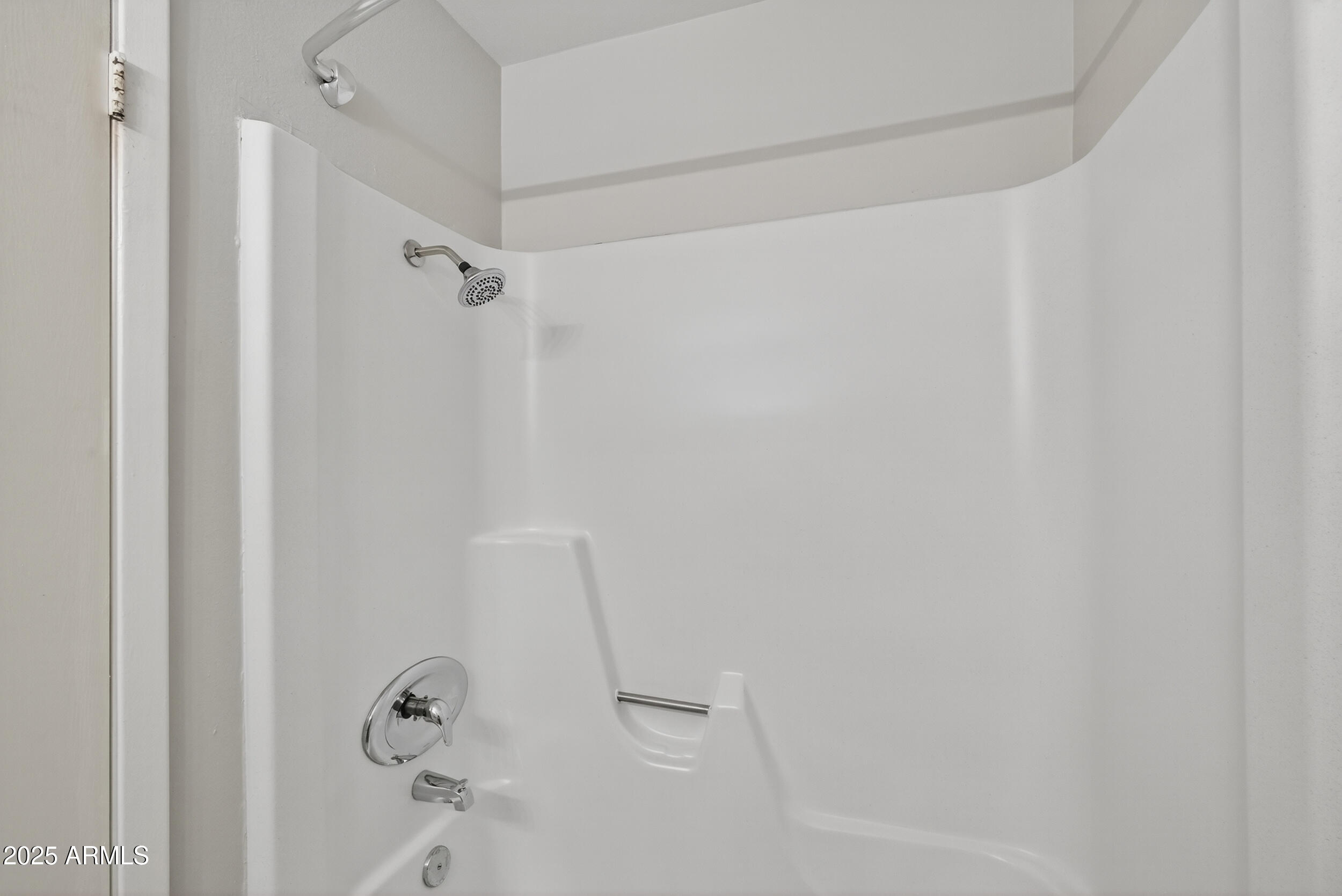 860 East Brown Road, Unit 66 Mesa, AZ 85203 - Photo 19 of 30 a bathroom with a shower