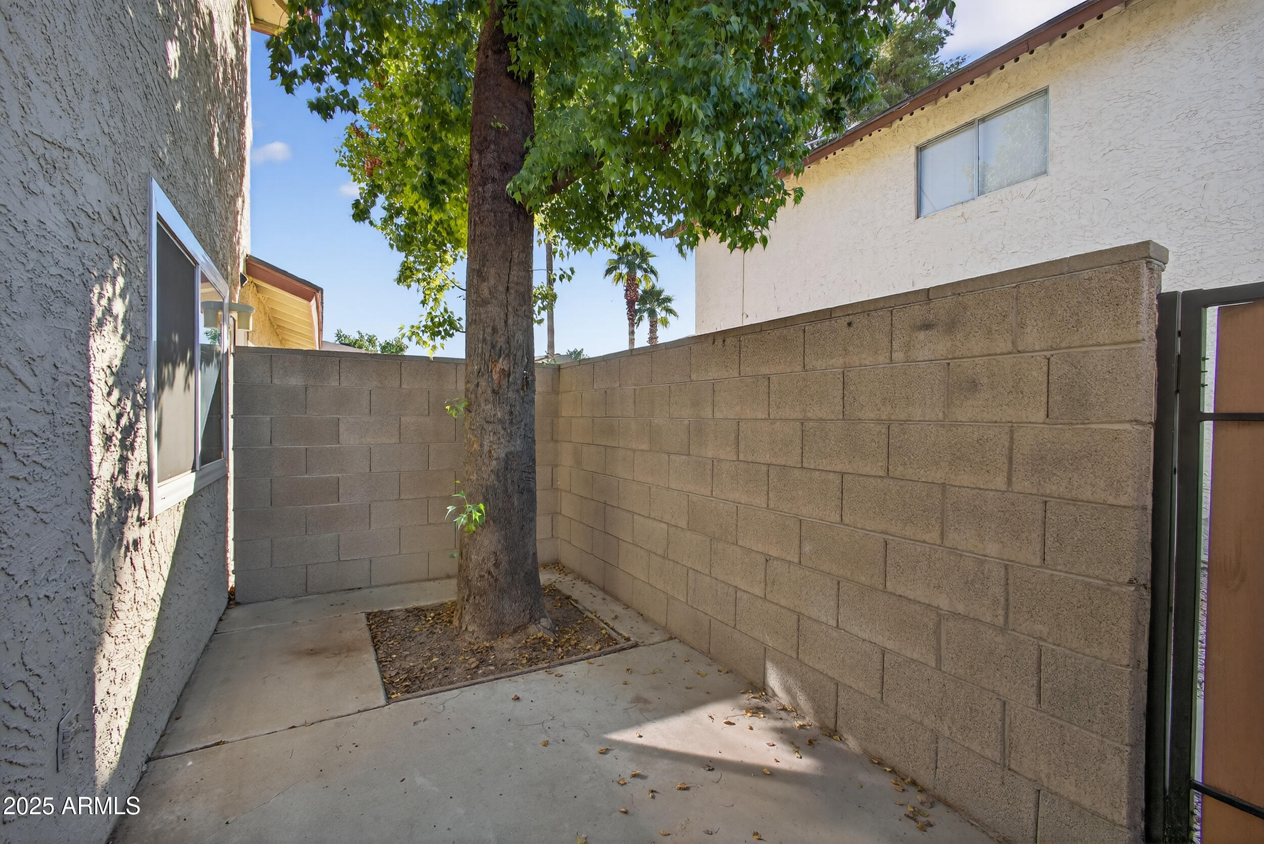 860 East Brown Road, Unit 66 Mesa, AZ 85203 - Photo 23 of 30 a bathroom with a toilet