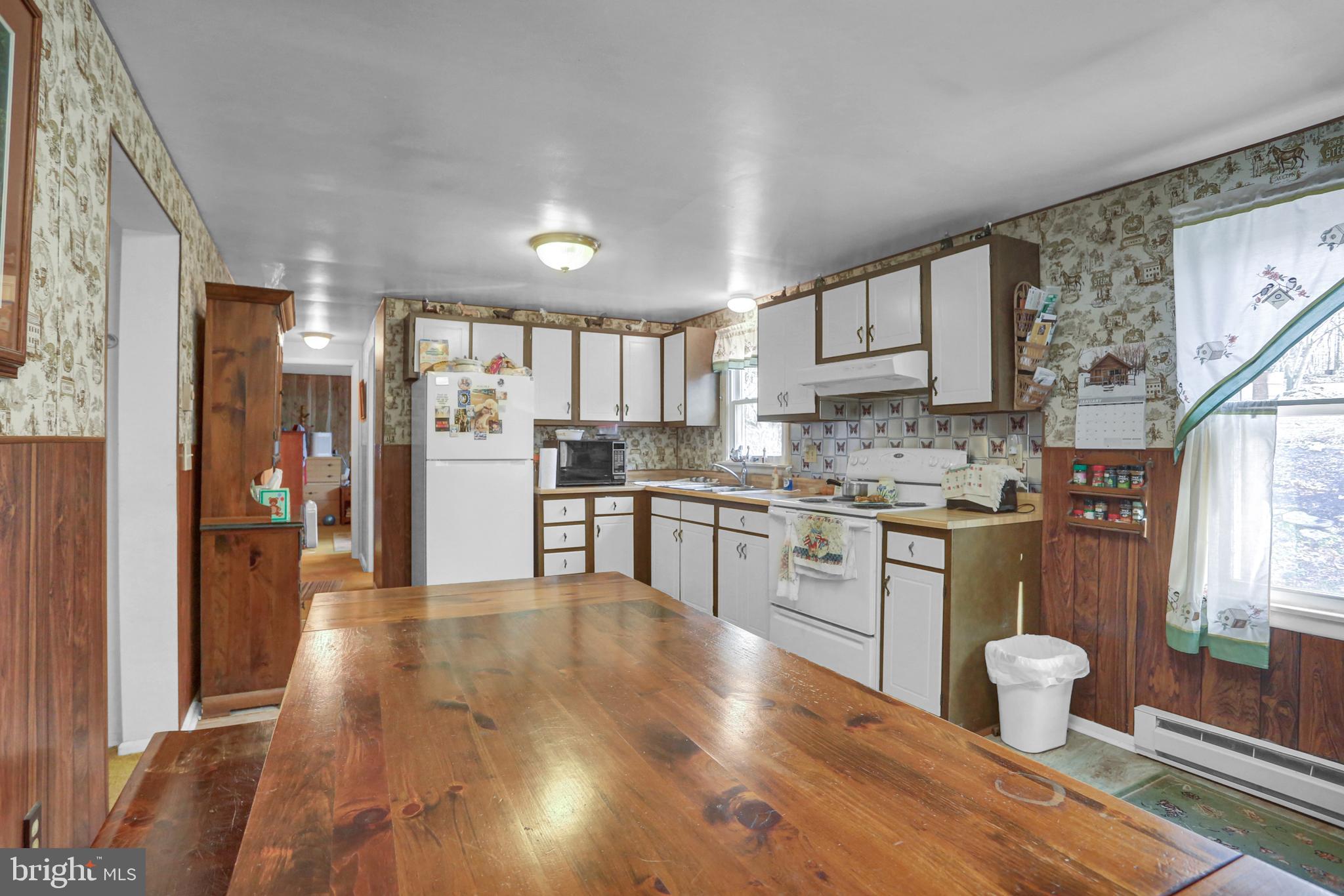 5030 Walters Hatchery Road Spring Grove, PA 17362 - Photo 5 of 34