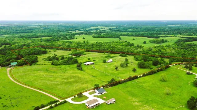 $735,000 | 1601 County Road 3106, Bonham, TX 75418