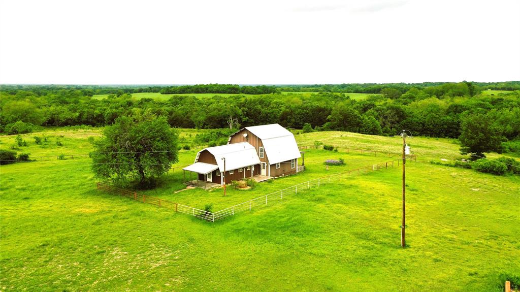 1601 County Road 3106 Bonham, TX 75418 - Photo 3 of 34